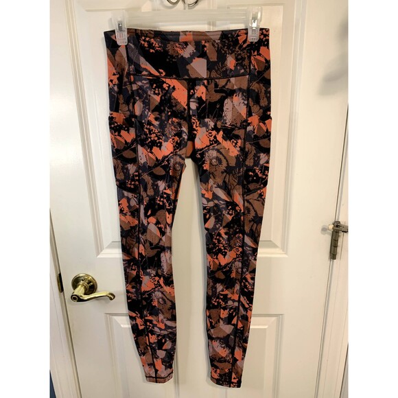 lululemon athletica Pants - Lululemon Speed Up Tight 28" Translucence Alpine White Multi Size 6